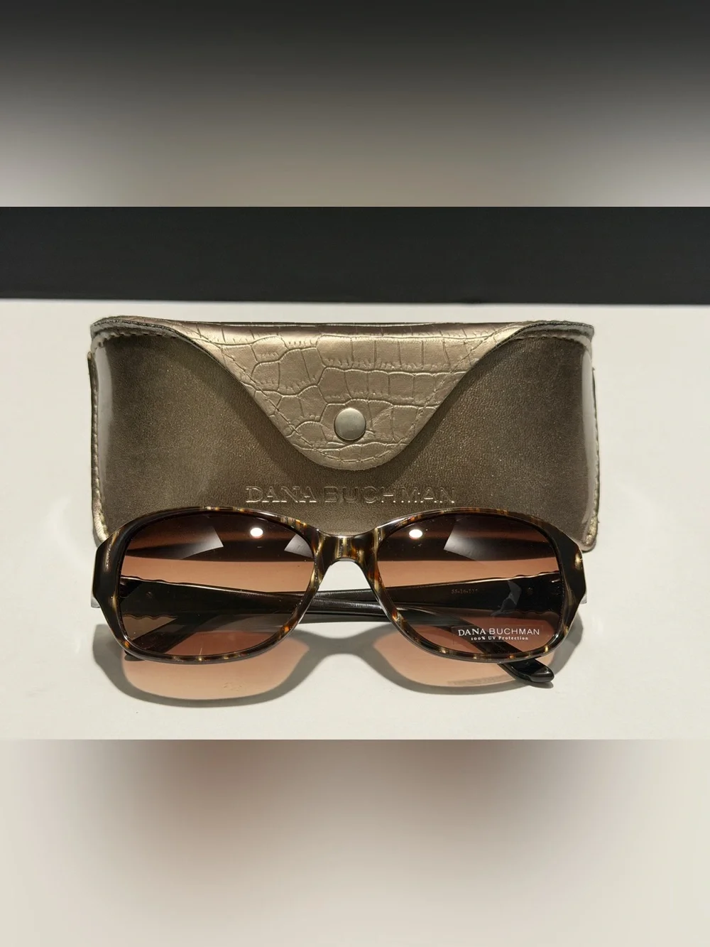 Dana‎ Buchman Brown Gradient Frame Sunglasses with Case